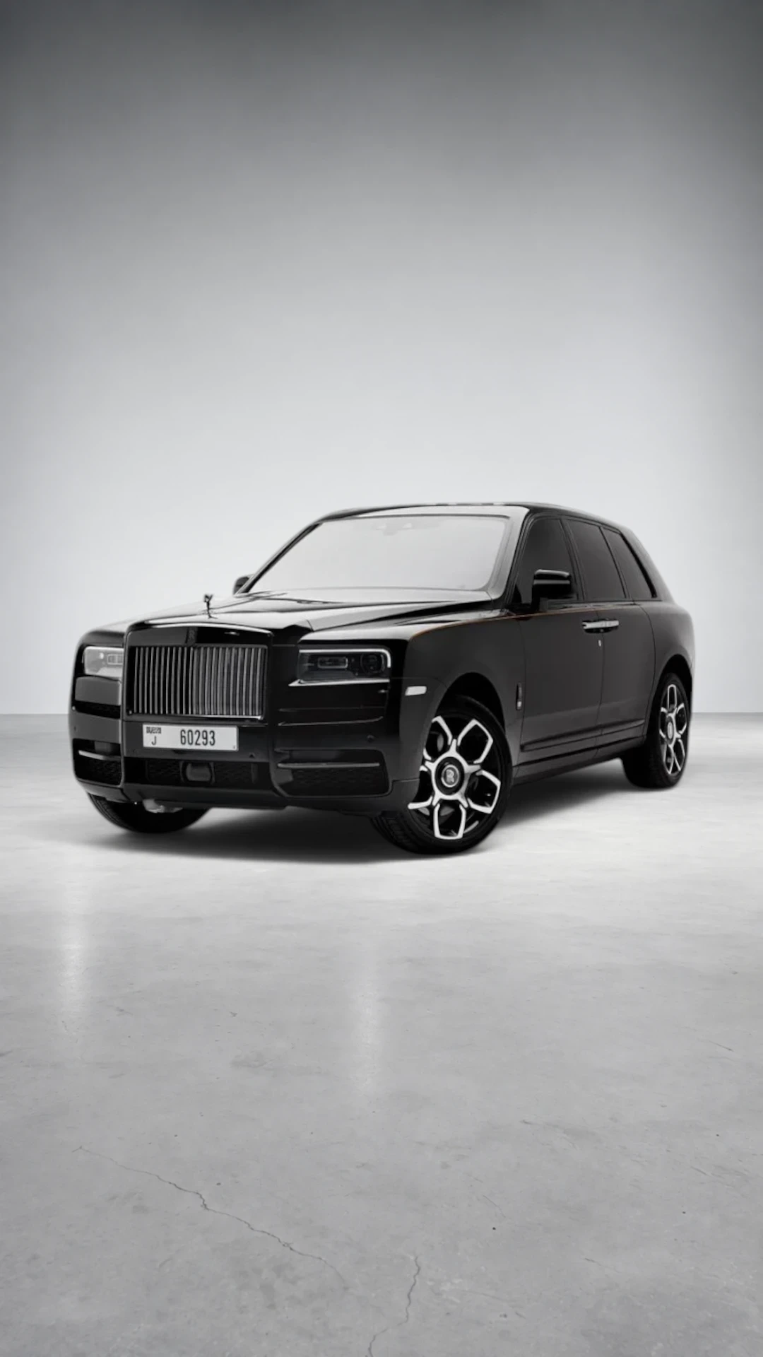 Rolls-Royce Cullinan Black Badge Diamond Black luxury rental Dubai