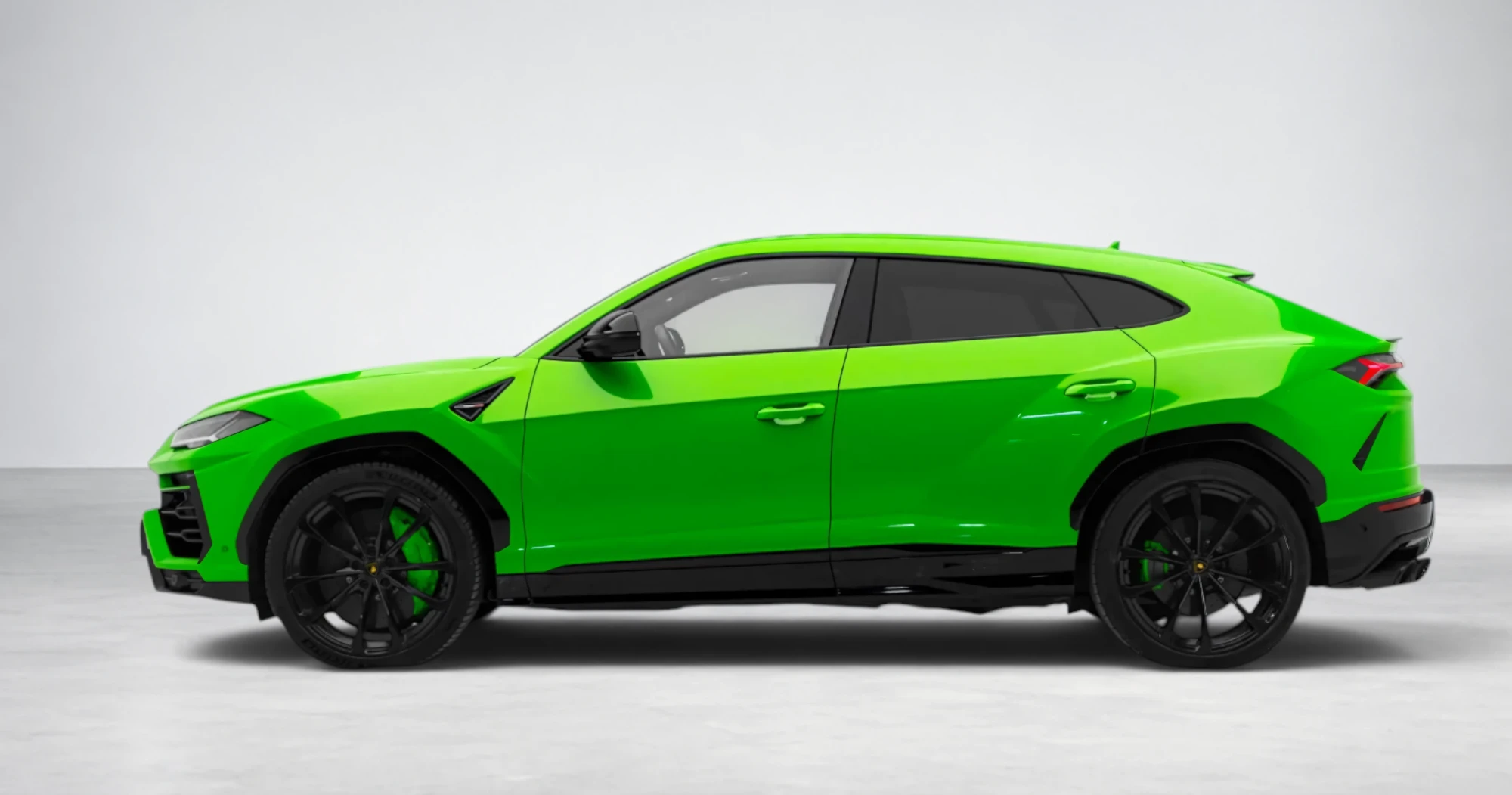 اجاره Lamborghini Urus Verde در دبی – تصویر 2