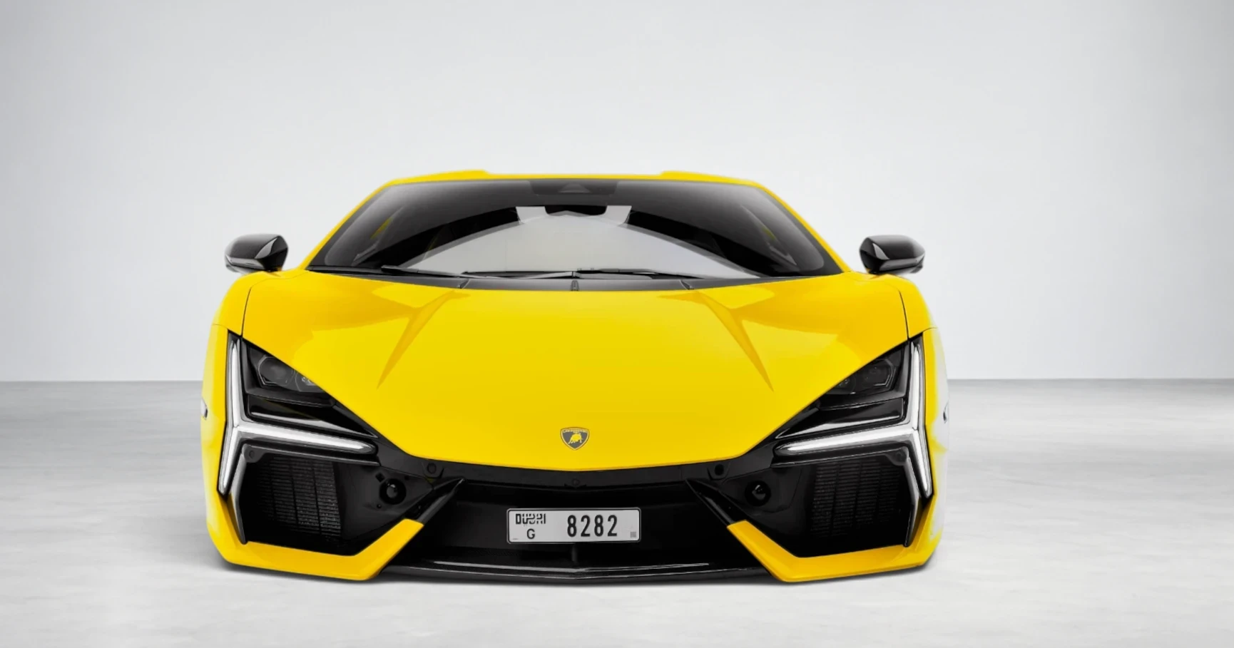 Dubai'de kiralık Lamborghini Revuelto Yellow – fotoğraf 5