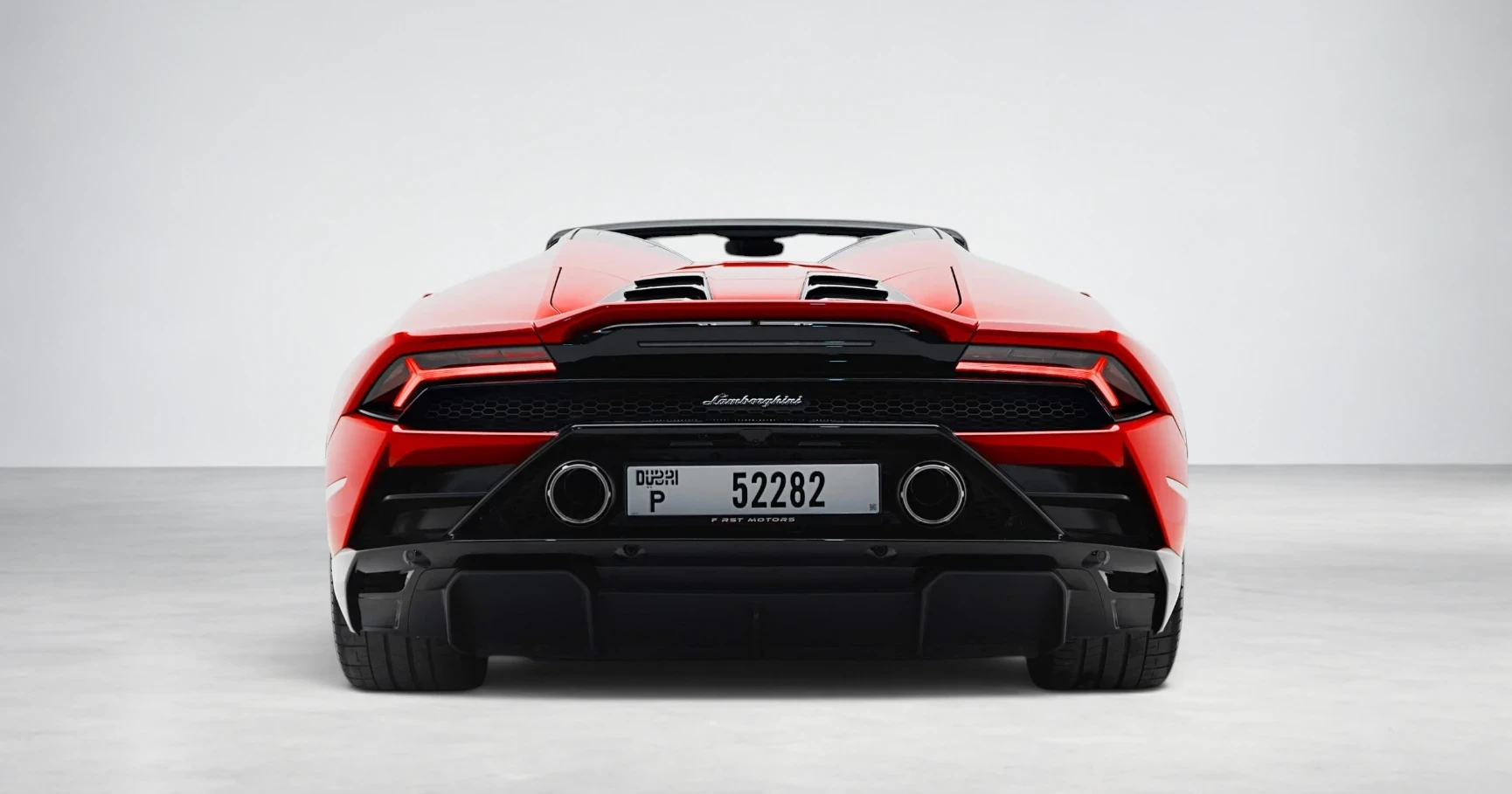 Lamborghini Huracán Spyder luxury rental Dubai