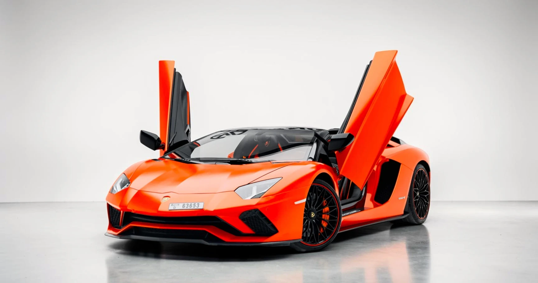 Lamborghini Aventador S Roadster luxury rental Dubai