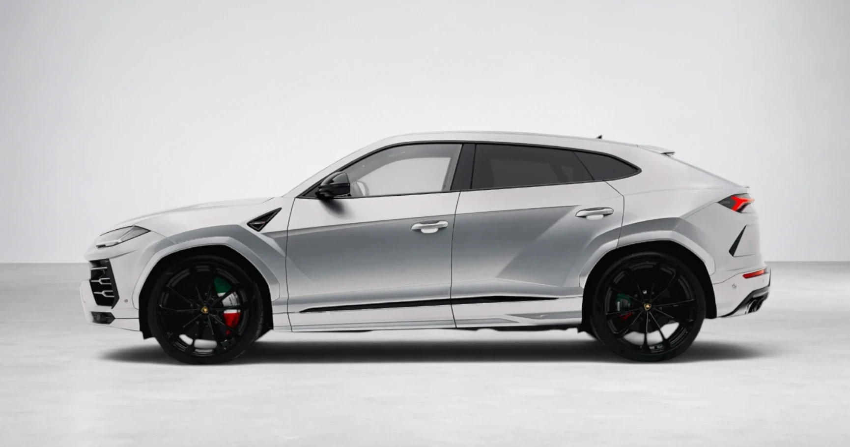 Dubai'de kiralık Lamborghini Urus Grigio – fotoğraf 4