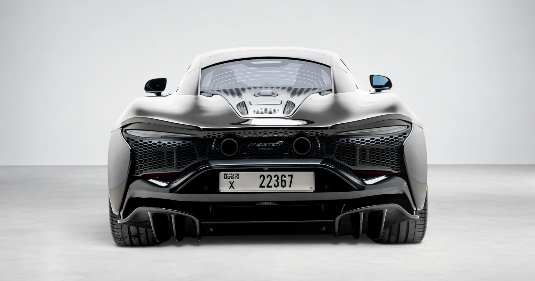 McLaren Artura Hybrid Anthracite Grey à louer à Dubaï – photo 5